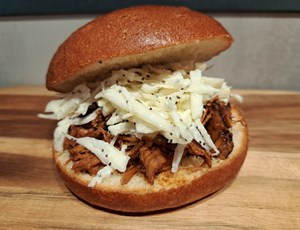 Briochebol pulled pork